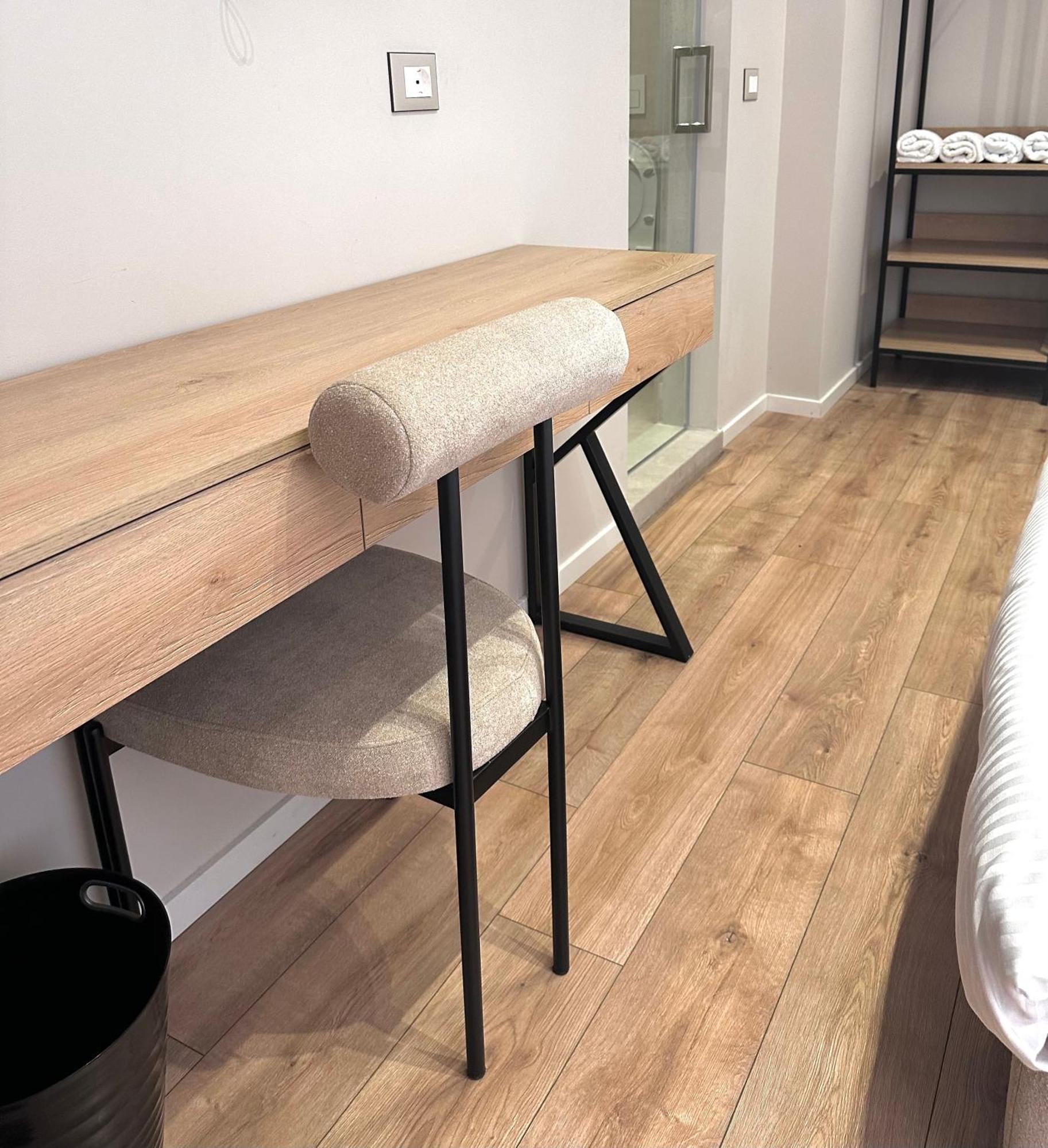 Amazon 8 Guesthouse Tiranë Ngoại thất bức ảnh